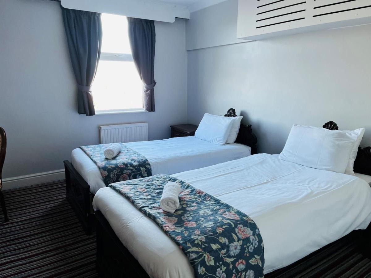 Hotel My Place 3*